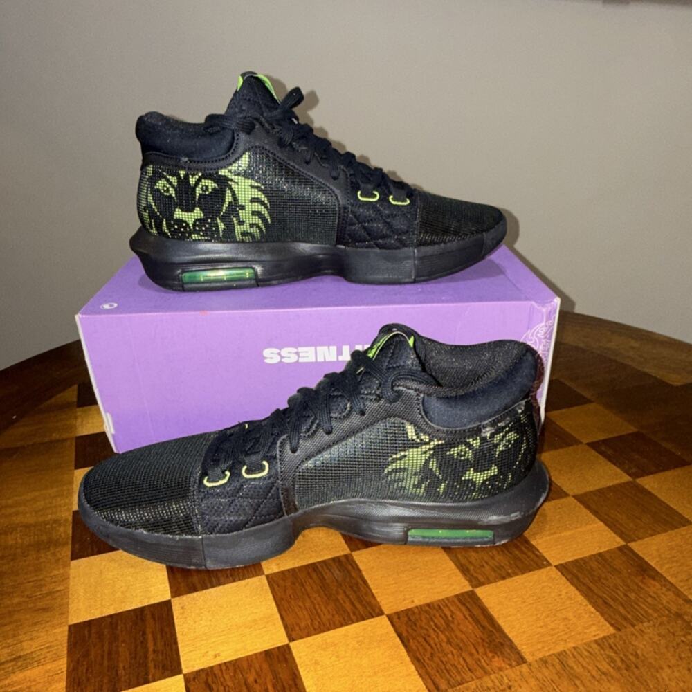 Size 12 Nike LeBron Witness 8 Black Volt FB2239-001 Mens 2023 - Picture 2 of 8